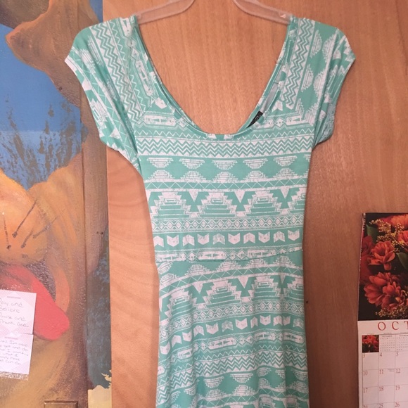 Aztec turquoise dress - Picture 1 of 4